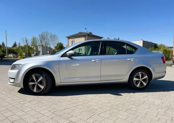 Skoda Octavia cena 34900 przebieg: 250000, rok produkcji 2014 z Lublin małe 497